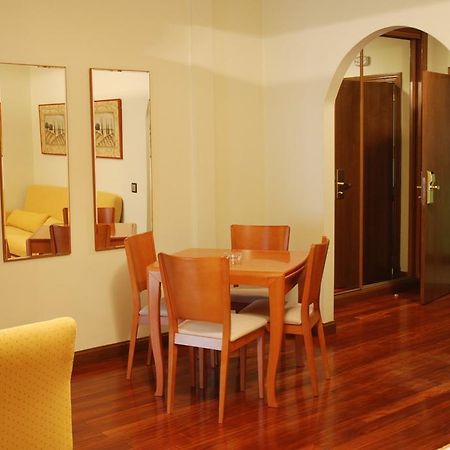 Hostal Los 5 Pinos مدريد المظهر الخارجي الصورة